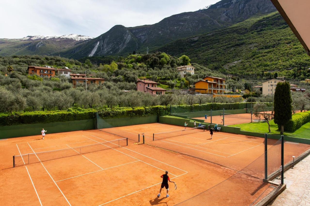 Club Hotel Olivi - Tennis Center Malcesine Luaran gambar