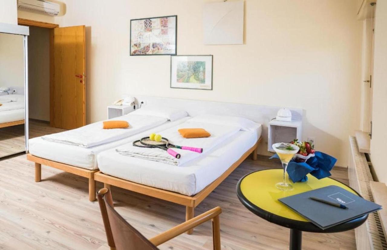 Club Hotel Olivi - Tennis Center Malcesine Luaran gambar