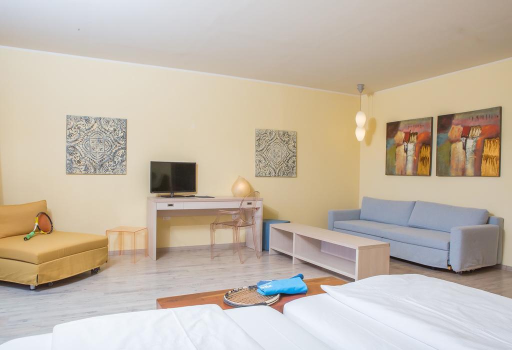Club Hotel Olivi - Tennis Center Malcesine Luaran gambar