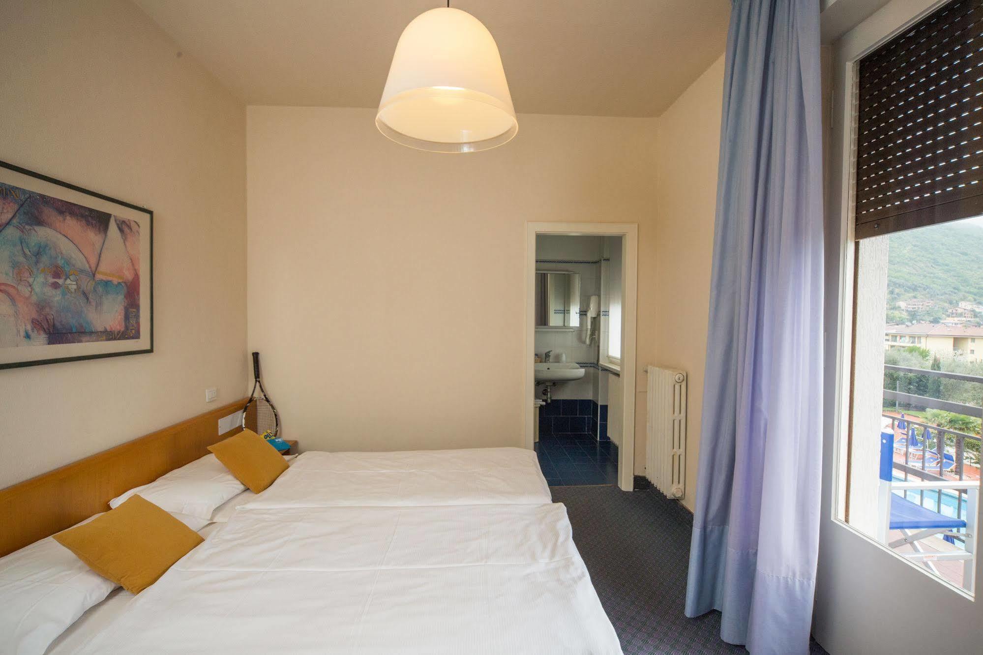 Club Hotel Olivi - Tennis Center Malcesine Luaran gambar